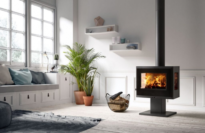 soba pe lemne Atlantic 3V cu 3 geamuri panoramice si design compact [2]