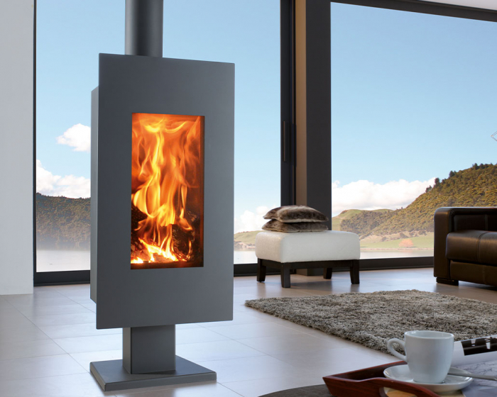 soba pe lemne Osaka cu design vertical, putere 8 kW si randament 78% [2]