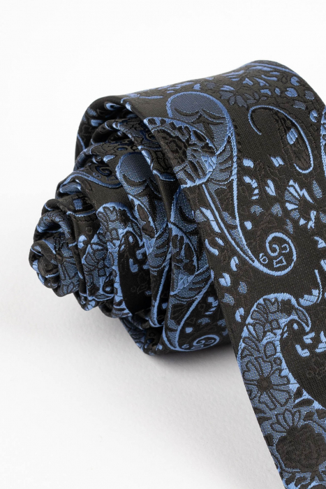 Cravata ingusta neagra cu imprimeu paisley albastru [2]