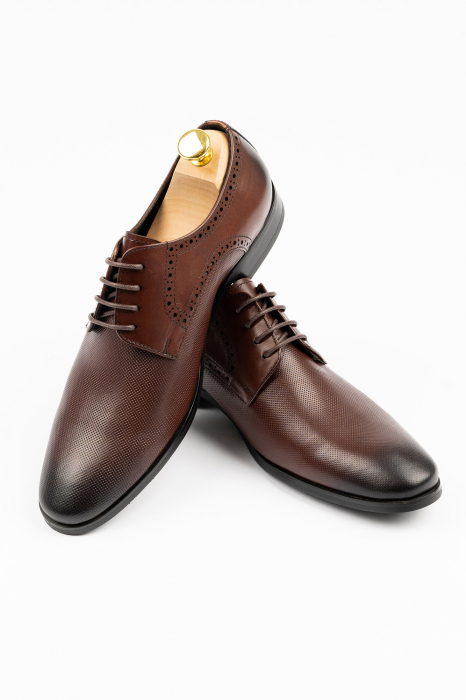 Pantofi piele barbati cu perforatii maro Derby [3]