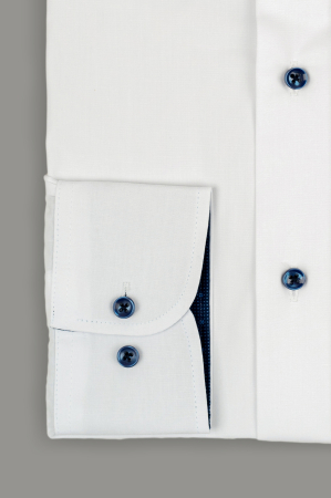 Camasa barbati regular fit alba cu insertie bleumarin la guler [1]