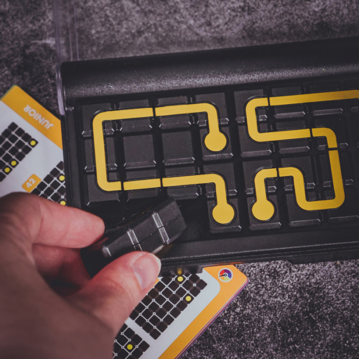 Joc logic SmartGames, IQ Circuit, pentru jucatori de peste 8 ani [3]