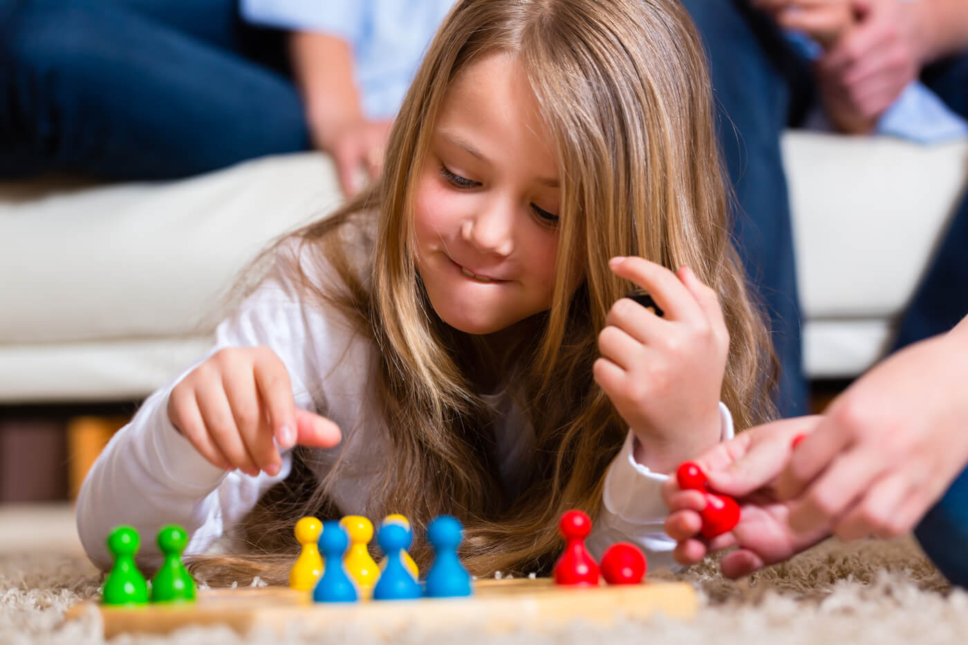 5 idei de jocuri pentru copii care stimuleaza creativitatea si spiritul de echipa