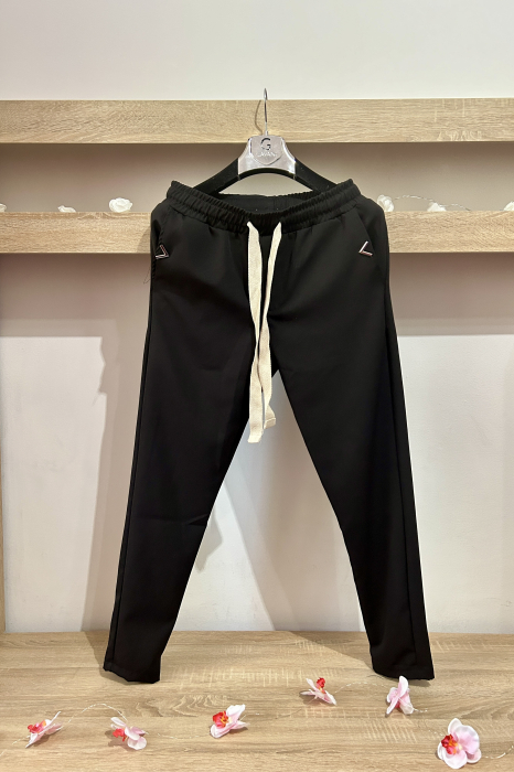 COMPLEU BLACK V DETAIL [3]