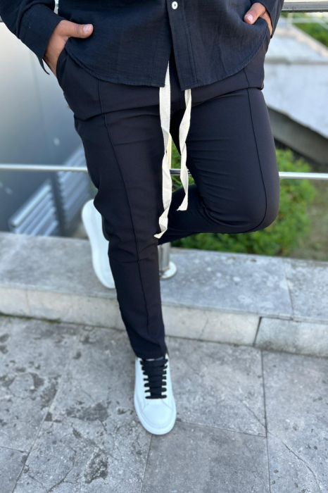 PANTALONI CU SIRET NEGRU [4]