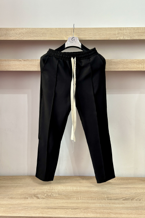 Pantaloni / Trening barbati - PANTALONI CU SIRET NEGRU