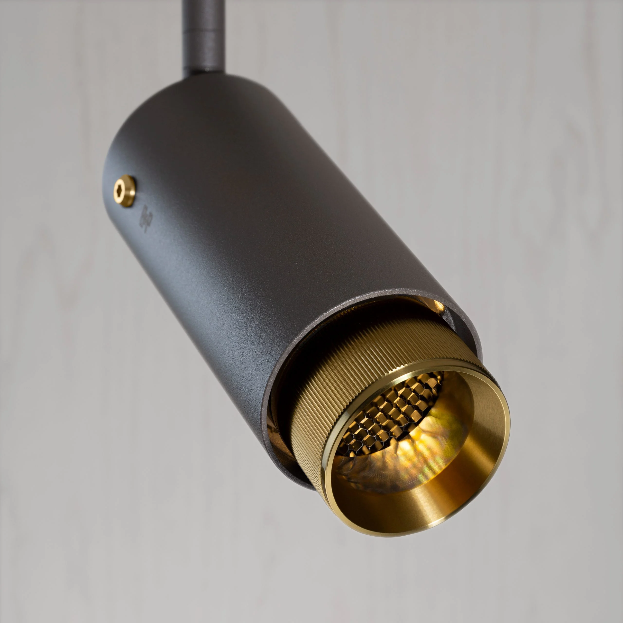 Spot Sina Graphite Buster + Punch [4]