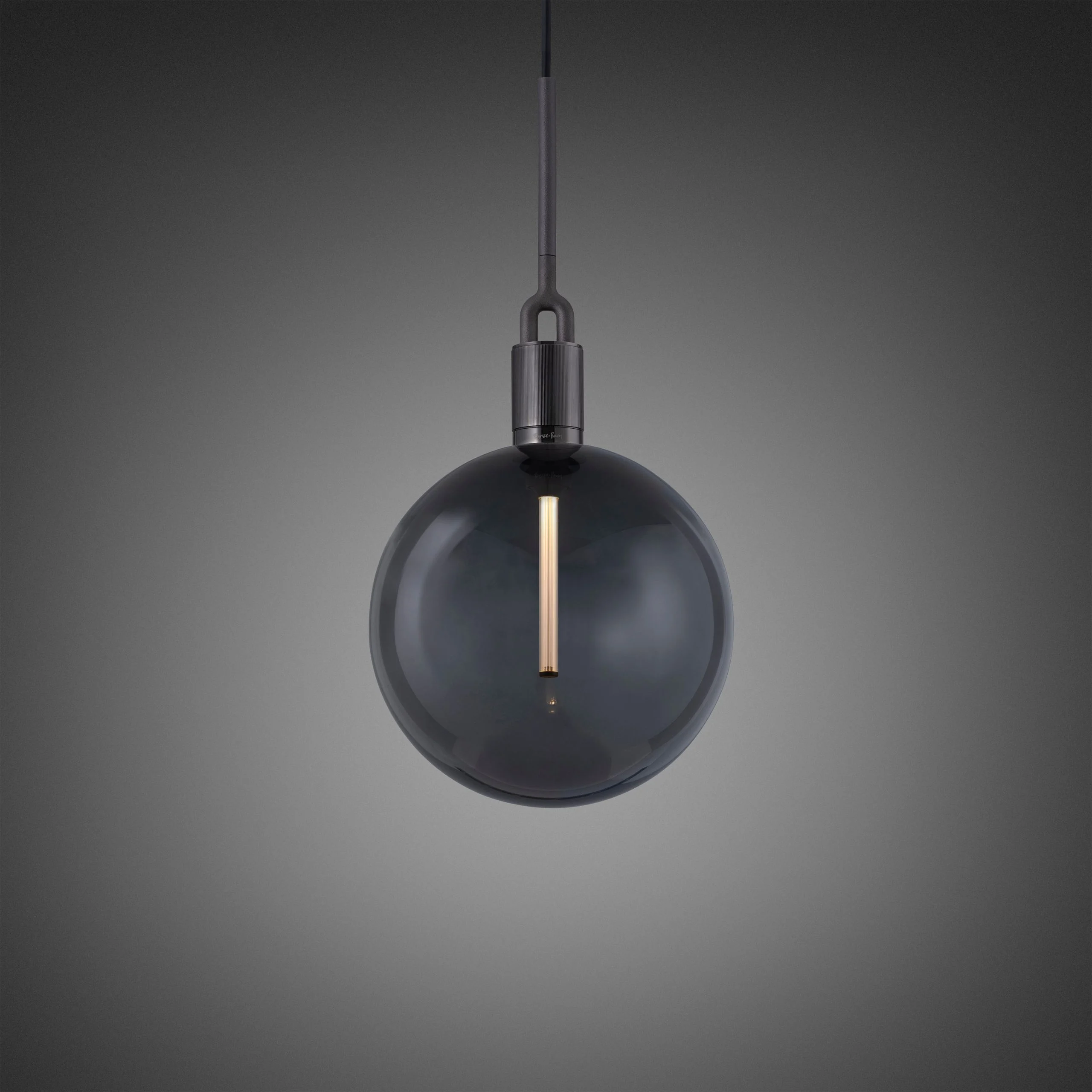 Pendul Large Globe Opal Smoked Buster + Punch [2]