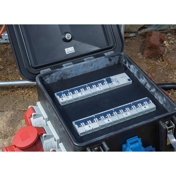 Distribuitor de putere M6 pentru santier 63A 43kW IP44 intrare cablu H07RN-F 5G16 2m fisa 5 poli 6h 63A iesire 3x prize CEE 5 poli 16A , 3 x prize CEE 5 poli 32A si 3 prize schuko IP44 [2]