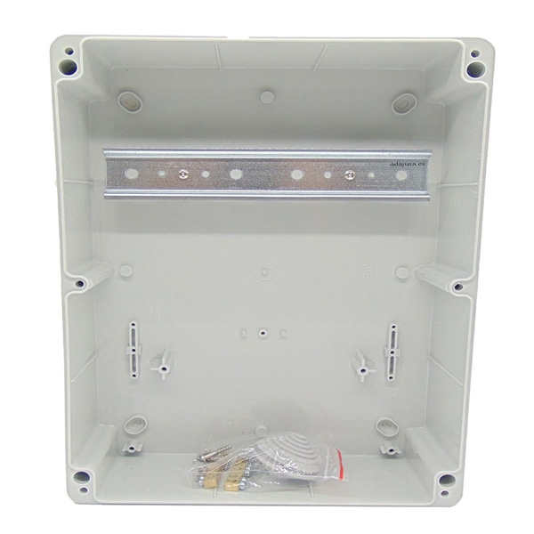 panou-din-plastic-echipat-1-priza-5-poli-32a-si-2-prize-monofazice-16a-190x140mm-1763-1764-1765-1766-1767-1768-1769-1770-1771-1772-1773-1774-1775-1776-1782 [2]