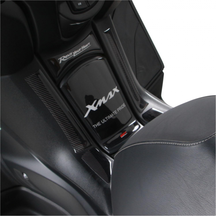 YAMAHA XMAX          [4]