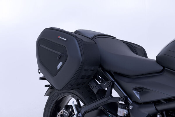 Set genti mlaterale textil Triumph Trident 660 / Daytona 660 (24-25) [2]