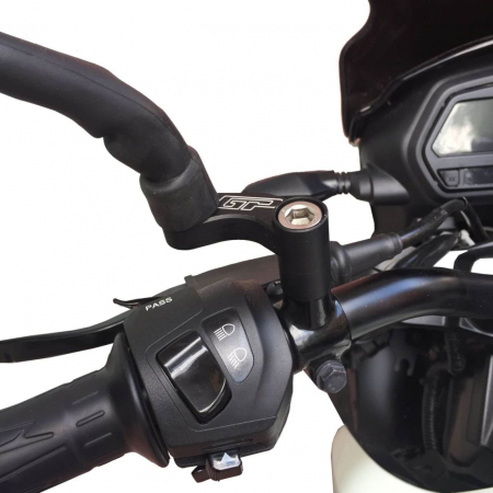 BAJAJ DOMINAR 400          [1]