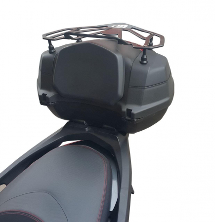 Universal UNIVERSAL          [4]