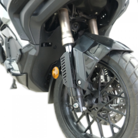 HONDA ADV 350          [5]