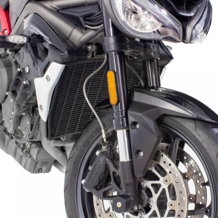 TRIUMPH STREET TRIPLE          [4]