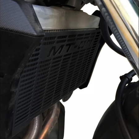 YAMAHA MT-07          [3]