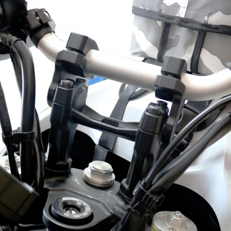 YAMAHA TENERE 700          [4]