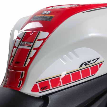 YAMAHA YZF-R7          [4]