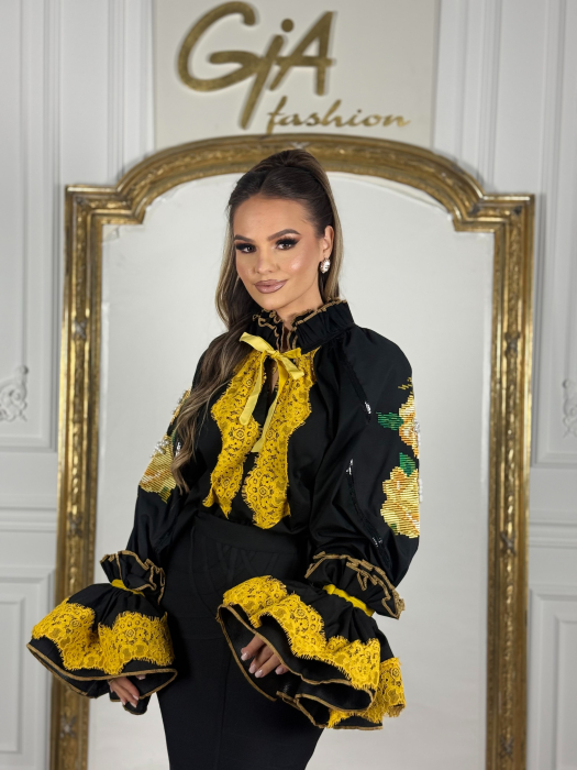 Camasa cu Motive Traditionale Felly [2]