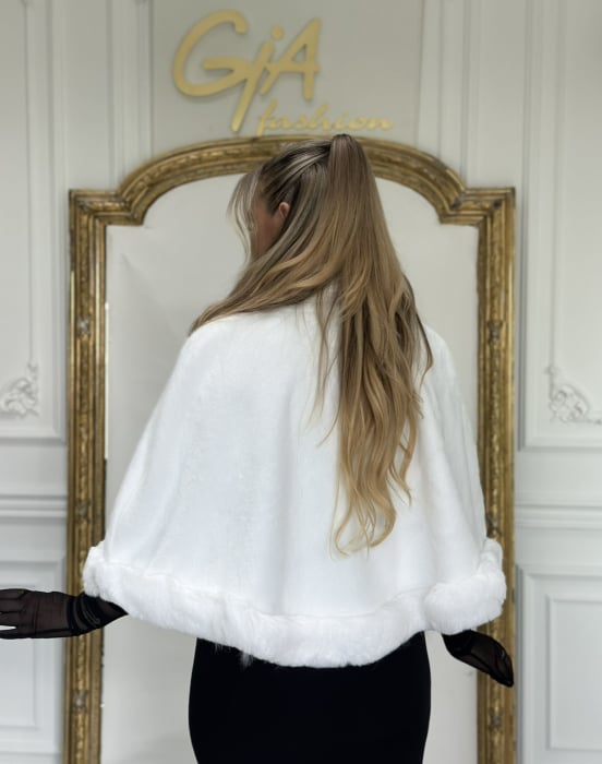 Capa Emery White [4]