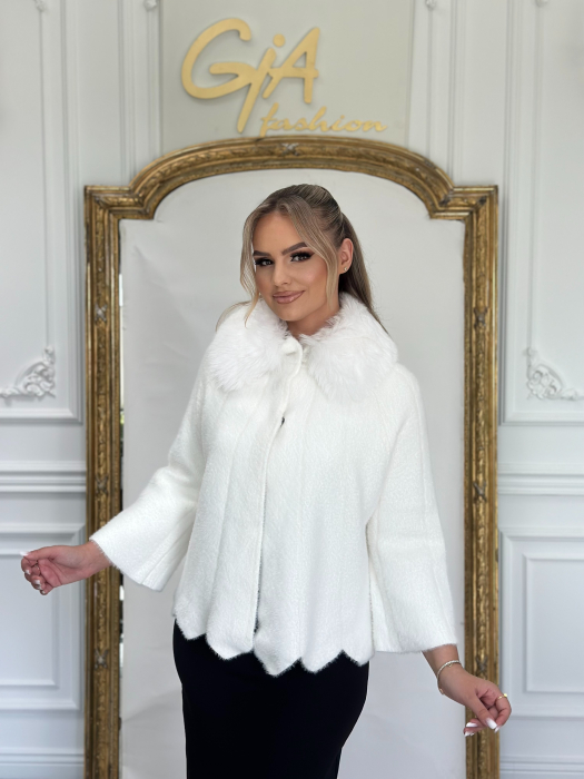 Capa Karissy White [4]