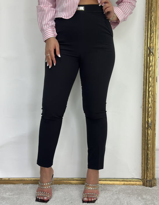 Pantaloni Larizy [3]