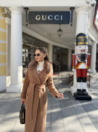 Paltoane - Palton cu Blana Naturala Sellea