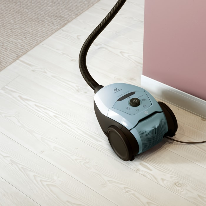 Aspirator cu sac Electrolux Pure D8 PD82-4MB albastru pastel, SmartMode, PureSound 57 dB, filtru HEPA, sac 3.5L [4]