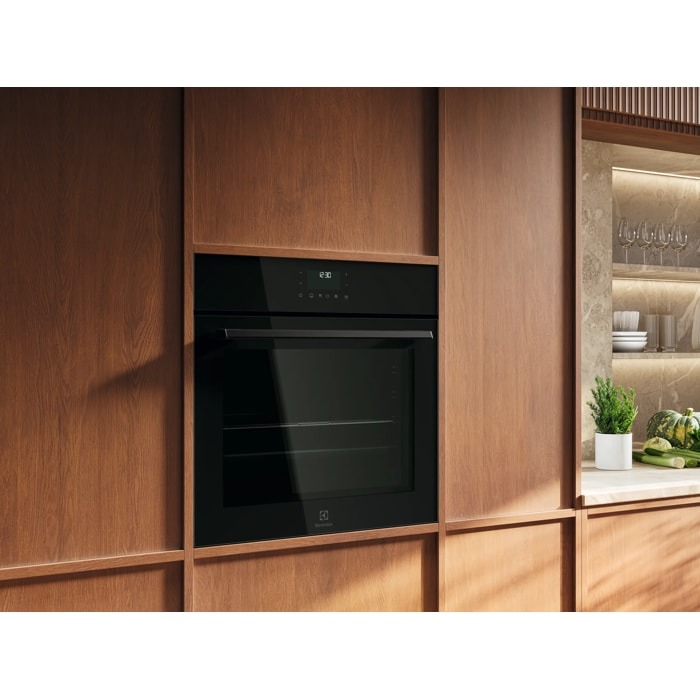 Cuptor electric incorporabil cu abur Electrolux LOD7P86Z SteamBake 72 l negru [3]