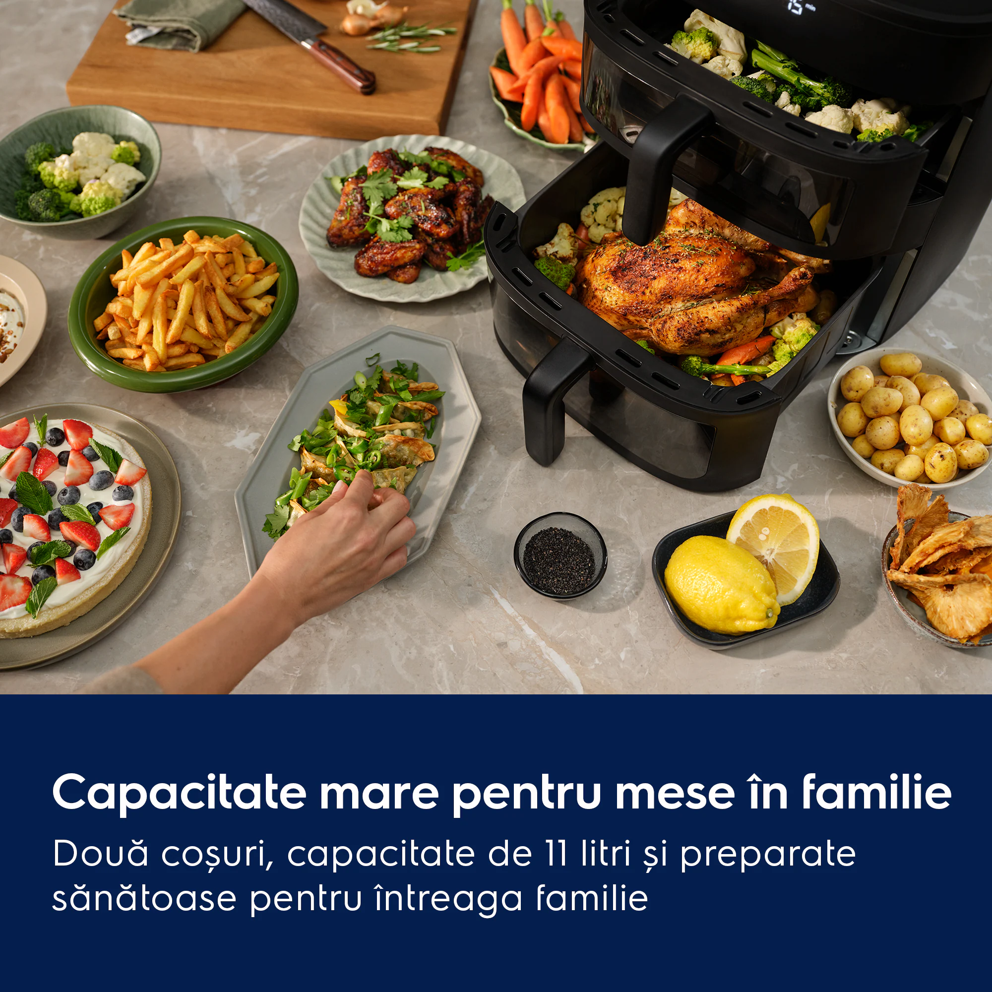 Friteuza cu aer cald Electrolux EAFD11B Seria 800 Dual, 11 L, 2700 W, neagra, cu doua cosuri verticale [12]