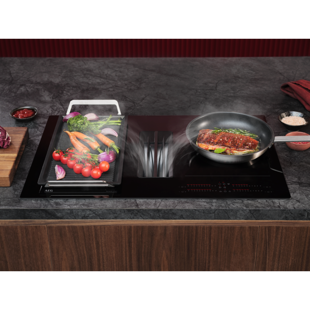Plita cu hota integrata AEG TH84CC23CZ ComboHob XT SenseFry 80 cm 4 zone negru mat [8]