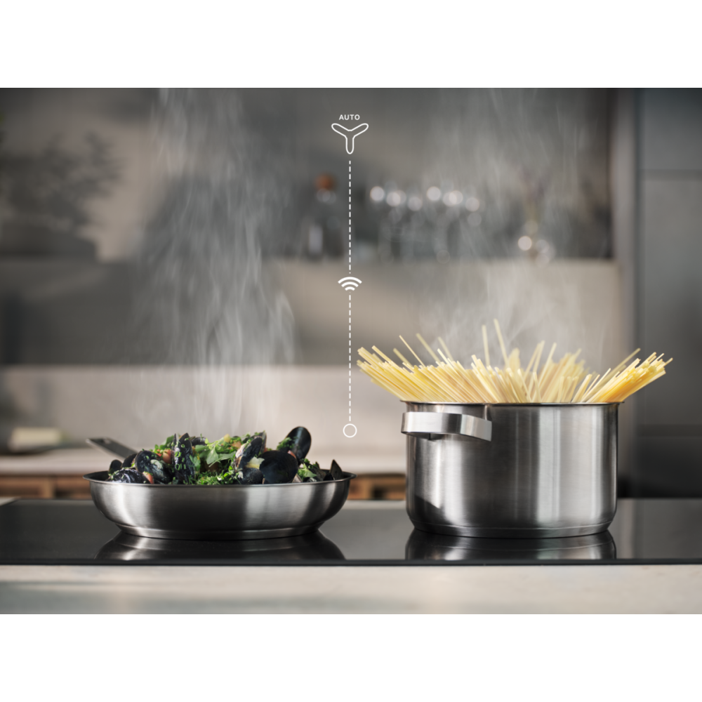 Plita incorporabila inductie Electrolux EIS87453 Seria 800 Sense 80 cm negru [5]