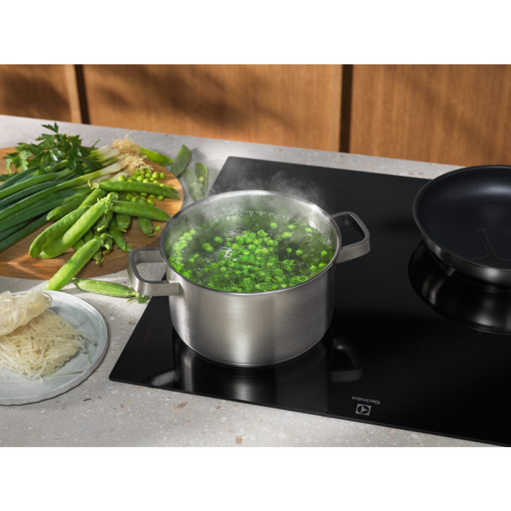 Plita cu inductie Electrolux LIB60424CK 60 cm 4 zone comenzi tactile neagra [7]