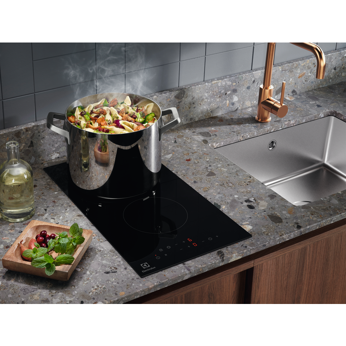 Plita incorporabila vitroceramica Electrolux LHR3233CK 2 zone control touch 30 cm negru [8]