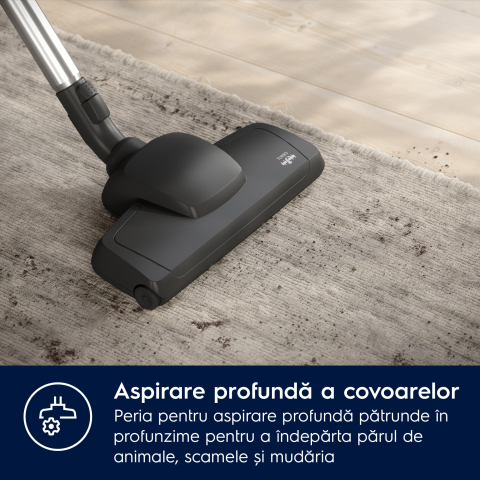 Aspirator cu sac Electrolux Clean 600 EB61C4DB albastru denim, perie DustMagnet Silent, filtru HEPA, sac 3.5L [11]