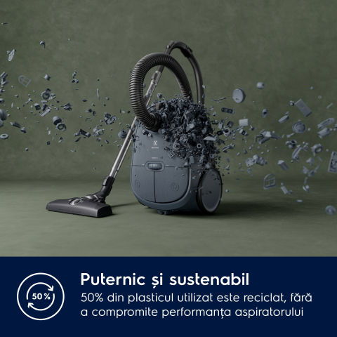 Aspirator cu sac Electrolux Clean 600 EB61C4DB albastru denim, perie DustMagnet Silent, filtru HEPA, sac 3.5L [10]