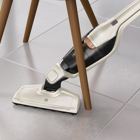 Aspirator vertical fara fir Electrolux Ergorapido Classic EERC75SW Alb Scoica 18V cu aspirator de mana detasabil [2]