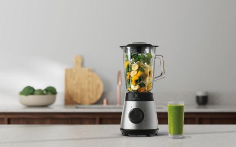 Blender Electrolux Create 4 E4TB1-6ST, 800W, 1.5L, Cana Sticla, 4 Lame TruFlow Inox, 6 Viteze, Pulse [1]