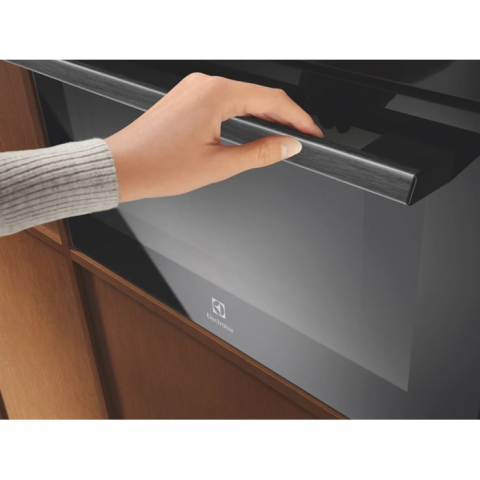 Cuptor compact incorporabil cu microunde Electrolux LVL9E2XZ CombiQuick 800 negru [7]