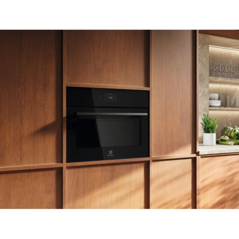 Cuptor compact incorporabil cu microunde Electrolux LVL9E2XZ CombiQuick 800 negru [2]