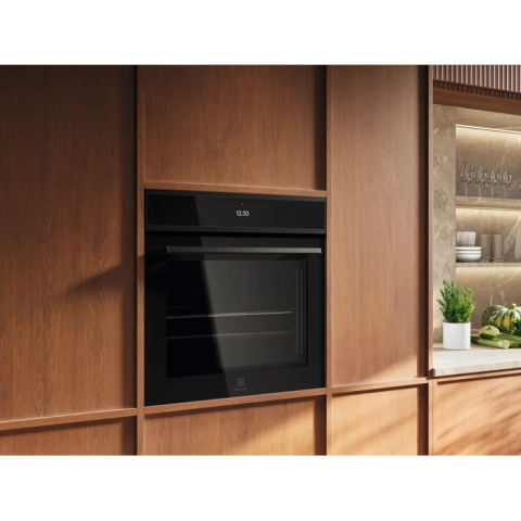 Cuptor electric incorporabil cu abur Electrolux EOA9S3SH ProAssist 900 70 l negru [2]