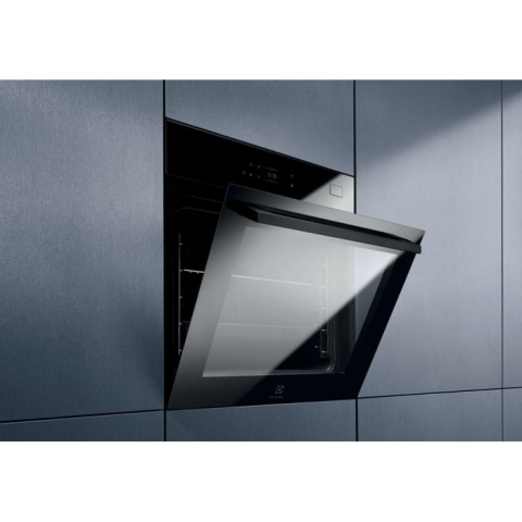 Cuptor electric incorporabil cu abur Electrolux EOB8S39Z SteamBoost 800 70 l negru [2]