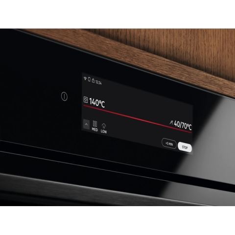 Cuptor electric incorporabil cu abur Electrolux LOB9S3SZ ProAssist 900 70 l negru [2]