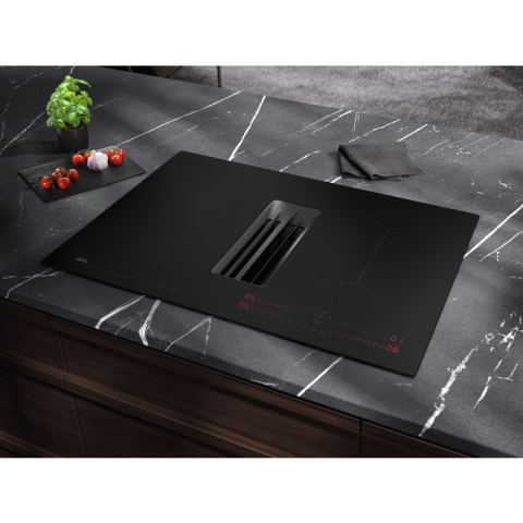 Plita cu hota integrata AEG TCH74B01FB ComboHob Bridge Seria 6000 70 cm 4 zone negru [1]