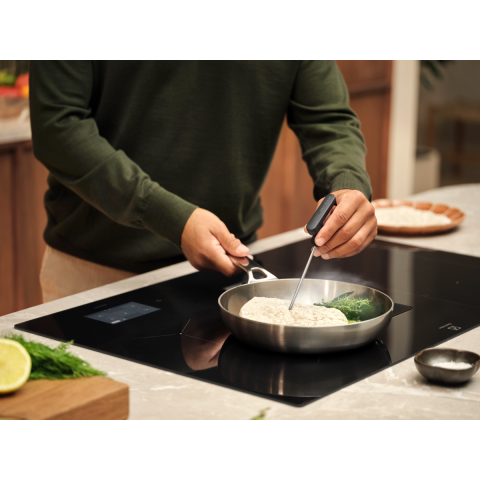 Plita incorporabila cu inductie cu hota integrata Electrolux ECC8549 ComboHob 900 SensePro eXtractor 80 cm negru [8]