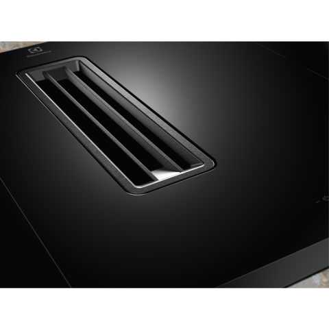 Plita incorporabila cu inductie cu hota integrata Electrolux KCC83443 ComboHob 600 Bridge eXtractor 80 cm negru [1]
