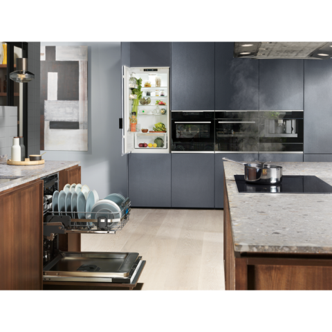 Plita incorporabila inductie Electrolux EIS6949 SensePro 900 60 cm negru [10]