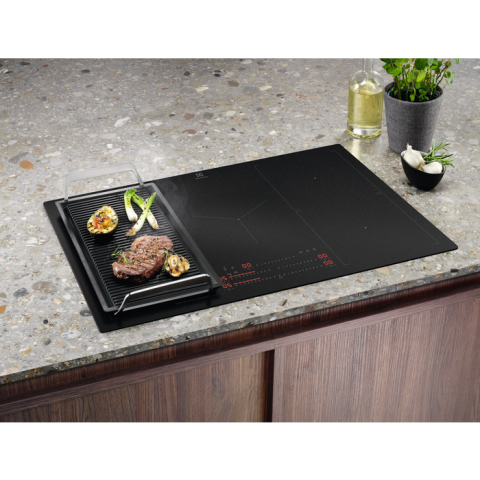 Plita incorporabila inductie Electrolux EIS87553IZ SaphirMatt 800 80 cm negru mat [17]