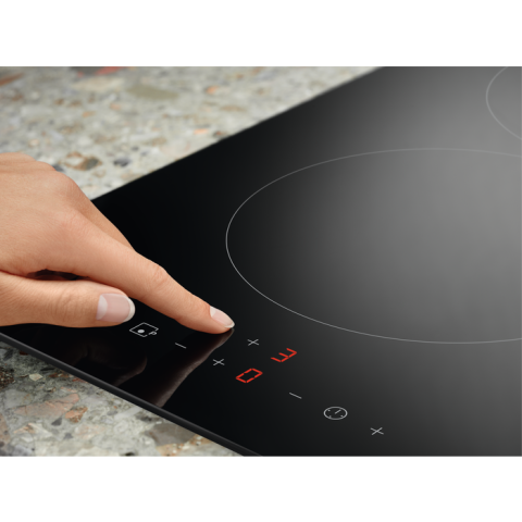 Plita incorporabila cu inductie Electrolux LIT30230C 2 zone PowerBoost control touch 30 cm negru [1]